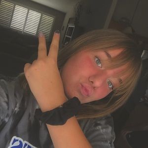 Meet your Posher, Riley